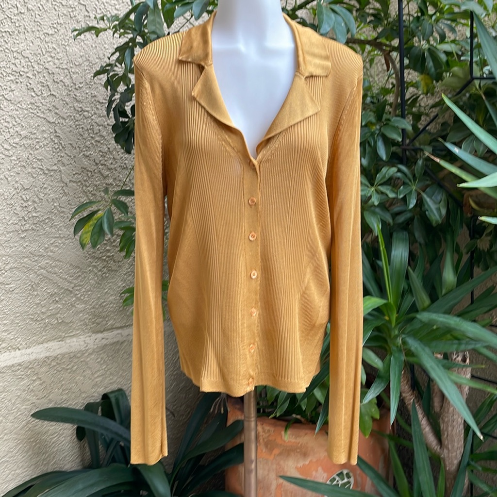 Vintage Gold Max Studio Rayon Knitted Cardigan — image 2 of 8
